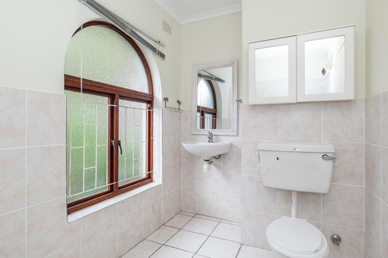 4 Bedroom Property for Sale in Constantia Western Cape